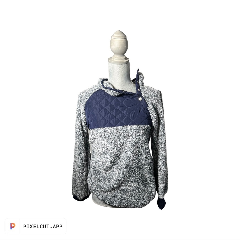 Sherpa blue sweater